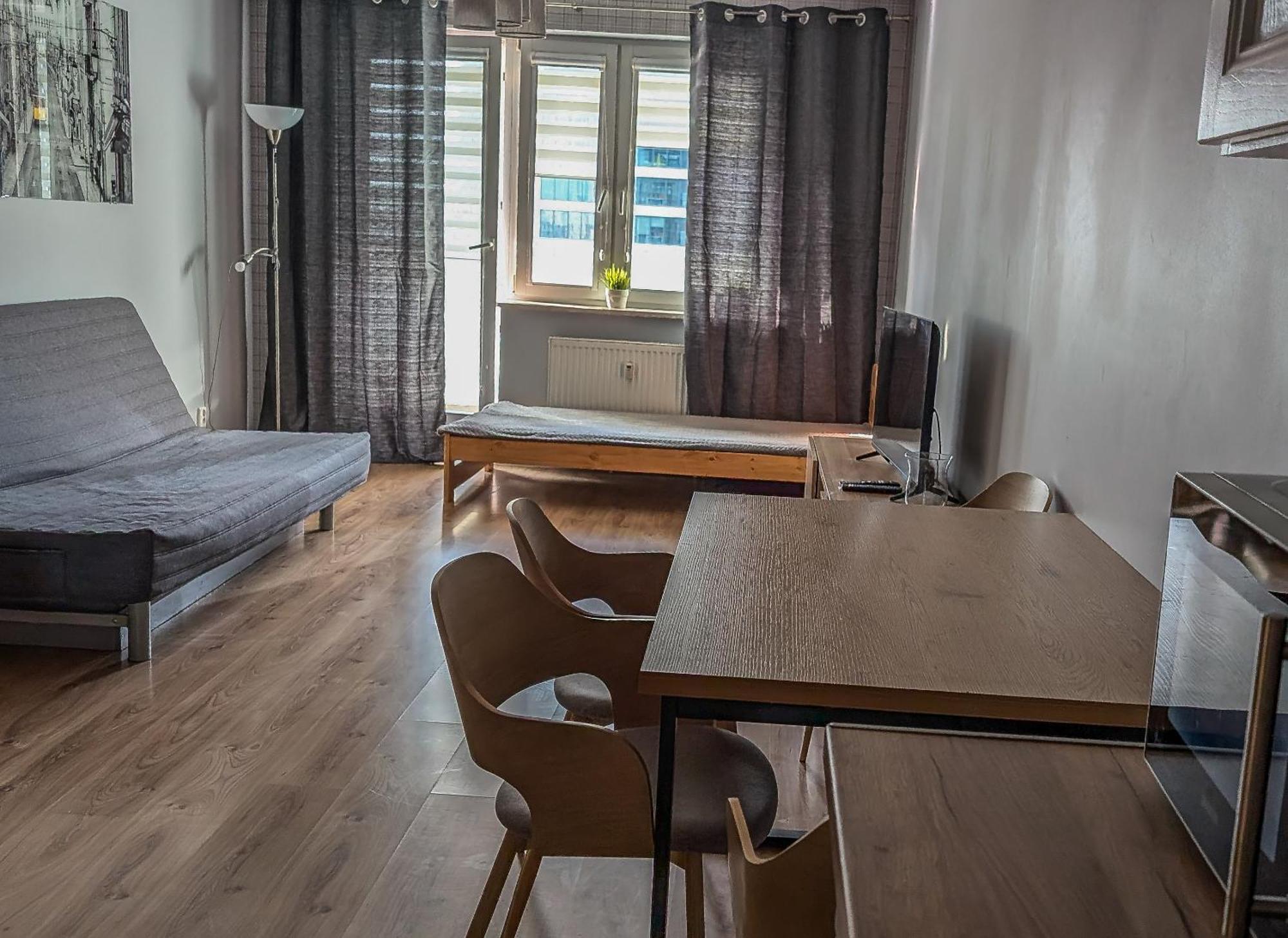 Velvet Lucka Apartment Варшава Екстериор снимка