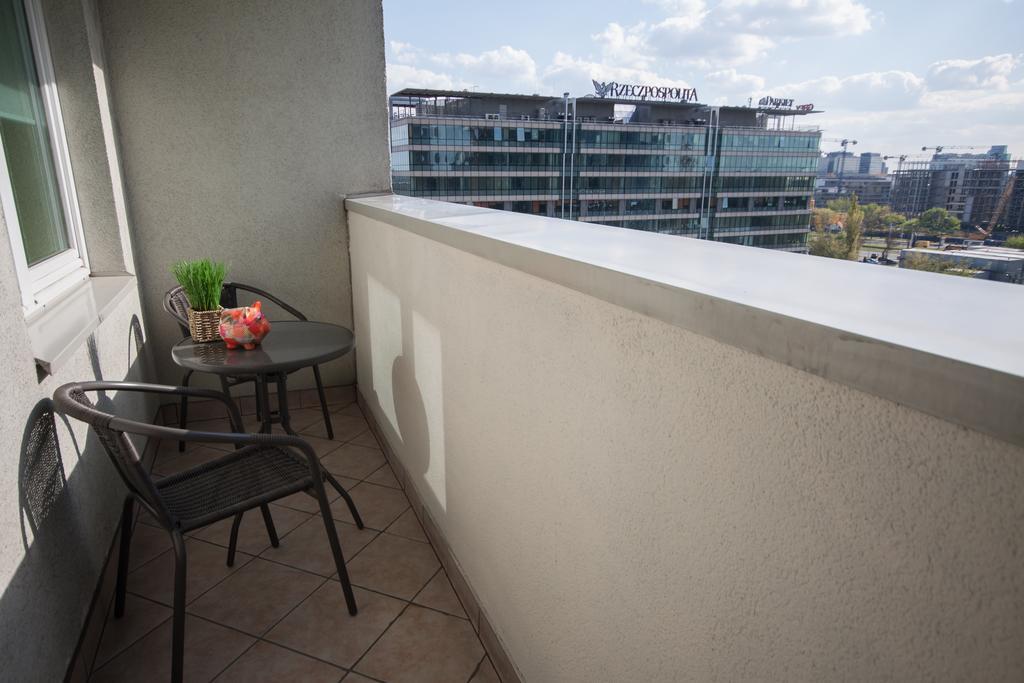 Velvet Lucka Apartment Варшава Екстериор снимка